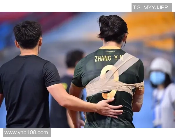 足球明星受伤急救绷带绑扎技巧视频合集助你掌握运动安全知识