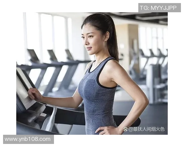提升女性力量的哑铃健身视频教程助你塑造完美身材与健康生活